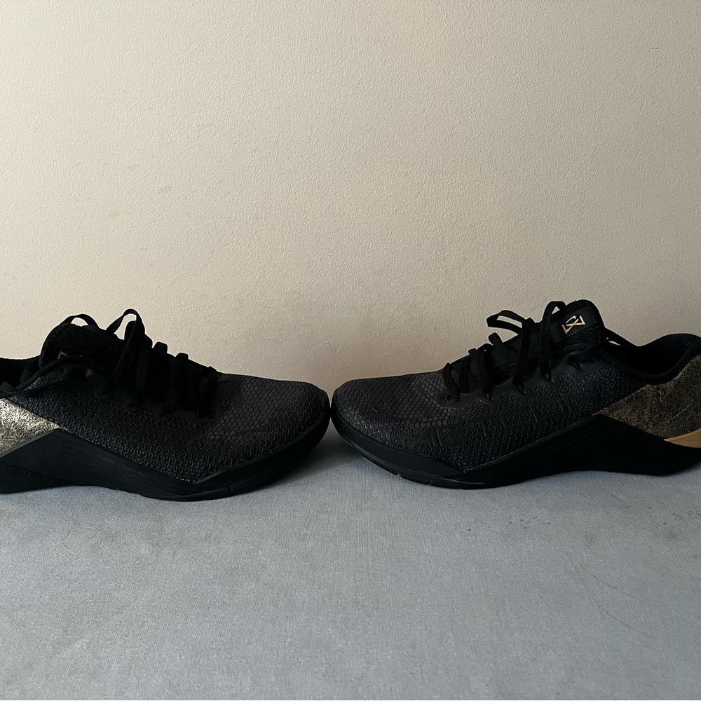 Nike Metcon 5 Medal Strong RS001 RB | Black Gold Size 9